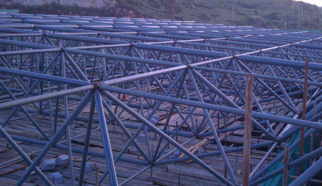 莱西概述网架加工公司对网架保温隔热的办法